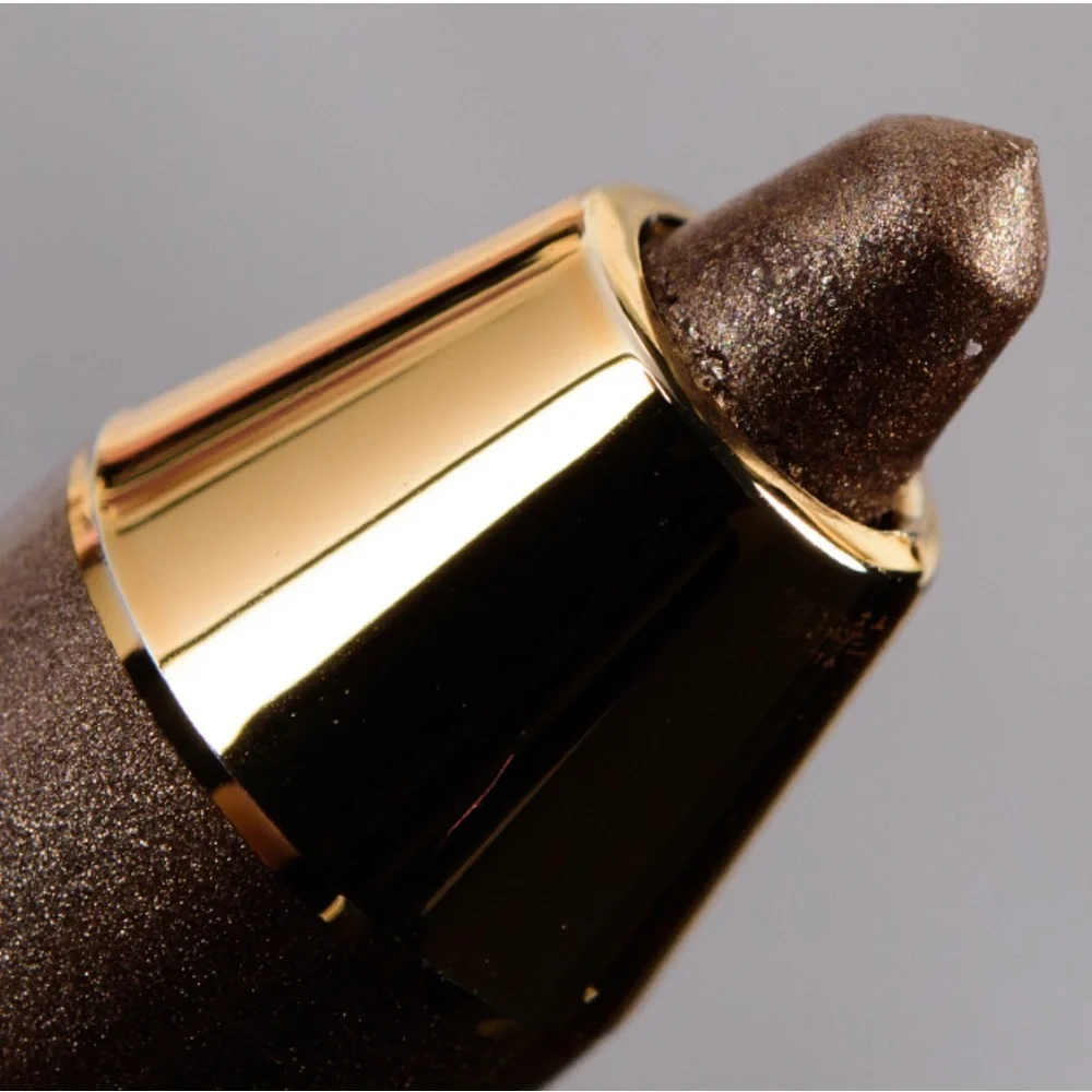 Marc Jacobs 110 Pewter Please! Highliner